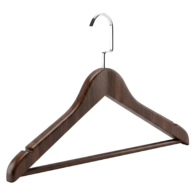 Ahşap Elbise Askısı